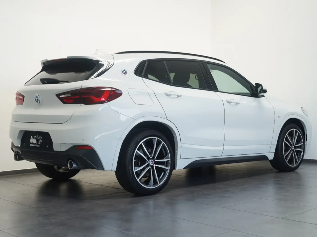 بي أم دبليو X1 2023