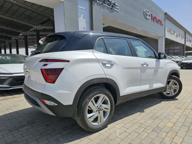Discover undefined undefined Exterior Interior Images.Find all aspects and details of cars.