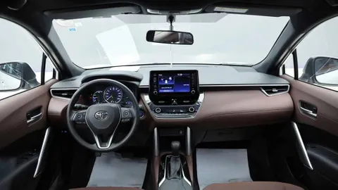 Discover undefined undefined Exterior Interior Images.Find all aspects and details of cars.
