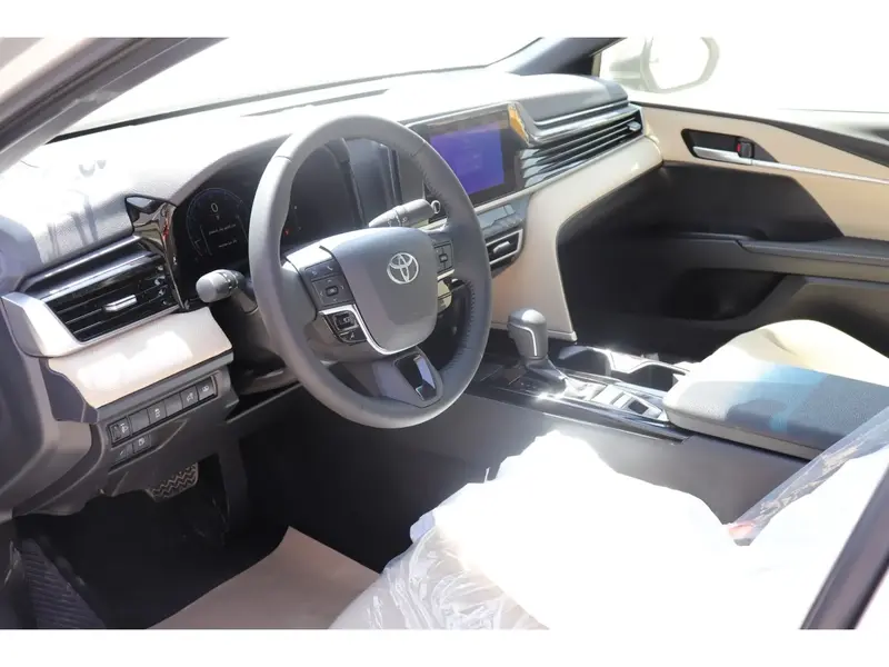 Toyota Camry 2025