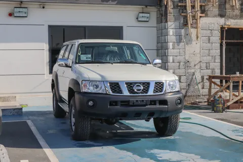 Discover undefined undefined Exterior Interior Images.Find all aspects and details of cars.