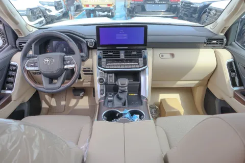 New Toyota Land Cruiser 3.5T GXR 2025