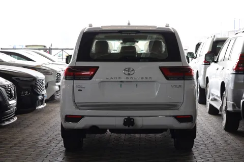 Toyota Land Cruiser 3.5T VXR  2023