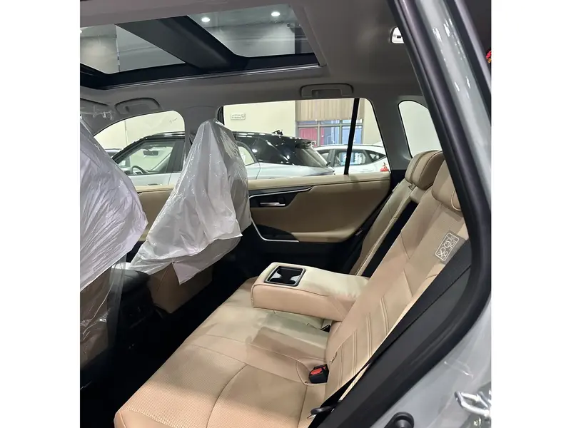 Toyota RAV4 2025