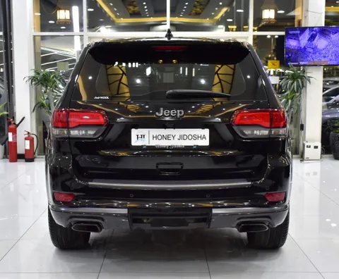 Discover undefined undefined Exterior Interior Images.Find all aspects and details of cars.