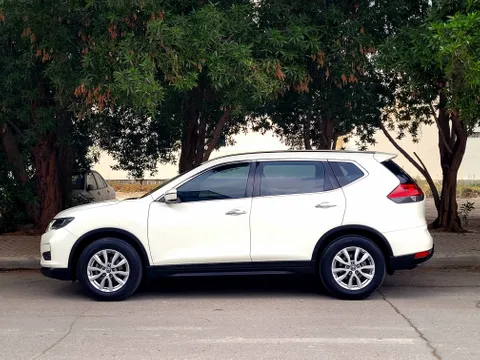 Discover undefined undefined Exterior Interior Images.Find all aspects and details of cars.