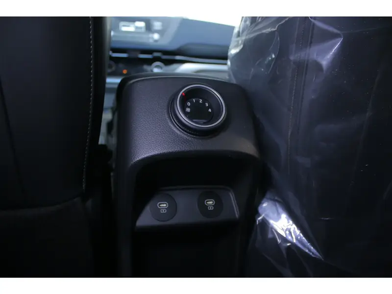 KIA Carens 2025