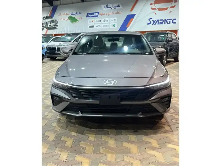 Hyundai Elantra 2025