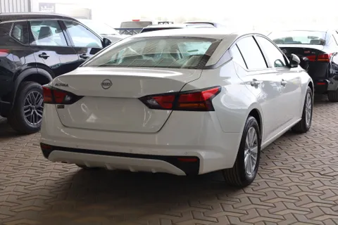 New Nissan Altima 2.5 S 2023