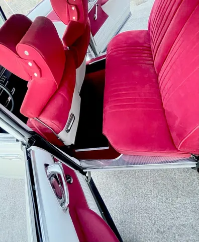 Discover undefined undefined Exterior Interior Images.Find all aspects and details of cars.