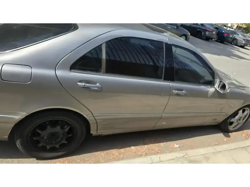 Mercedes S 2005