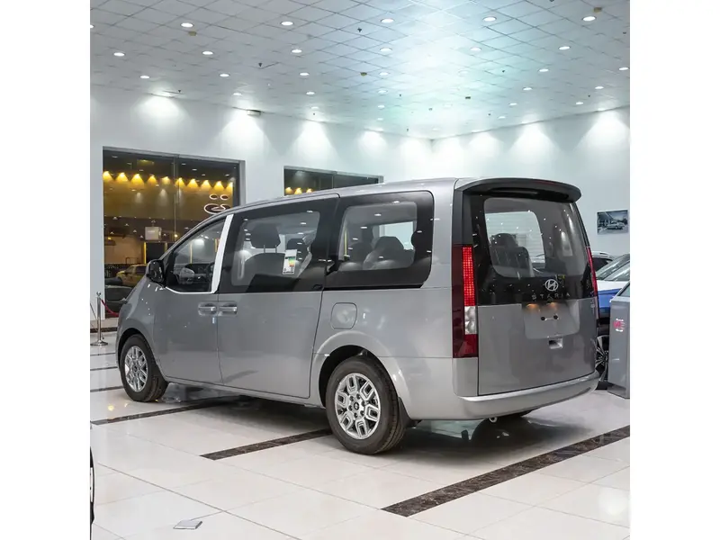 Hyundai Staria 2025