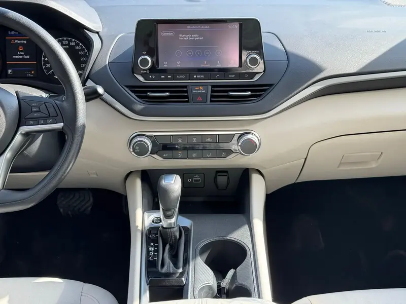 Nissan Altima 2022
