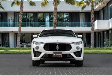 Discover undefined undefined Exterior Interior Images.Find all aspects and details of cars.