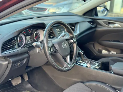 Discover undefined undefined Exterior Interior Images.Find all aspects and details of cars.