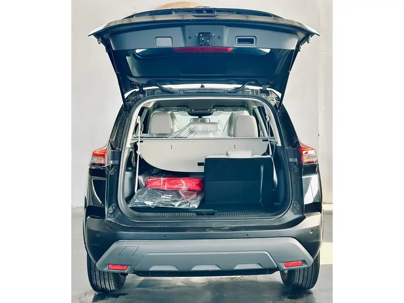 Nissan X-Trail 2025