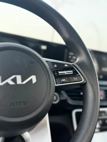 Discover undefined undefined Exterior Interior Images.Find all aspects and details of cars.