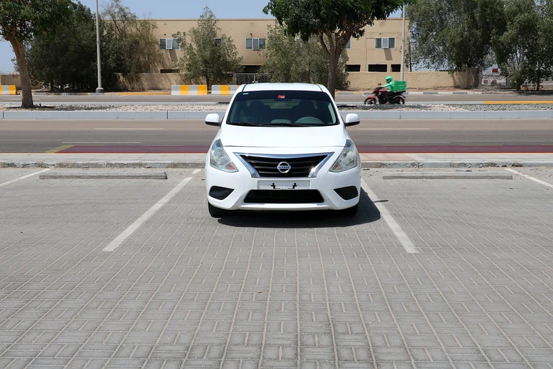 Nissan Sunny 2019