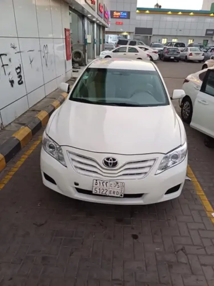 toyota toyota-camry image Toyota Camry 2010