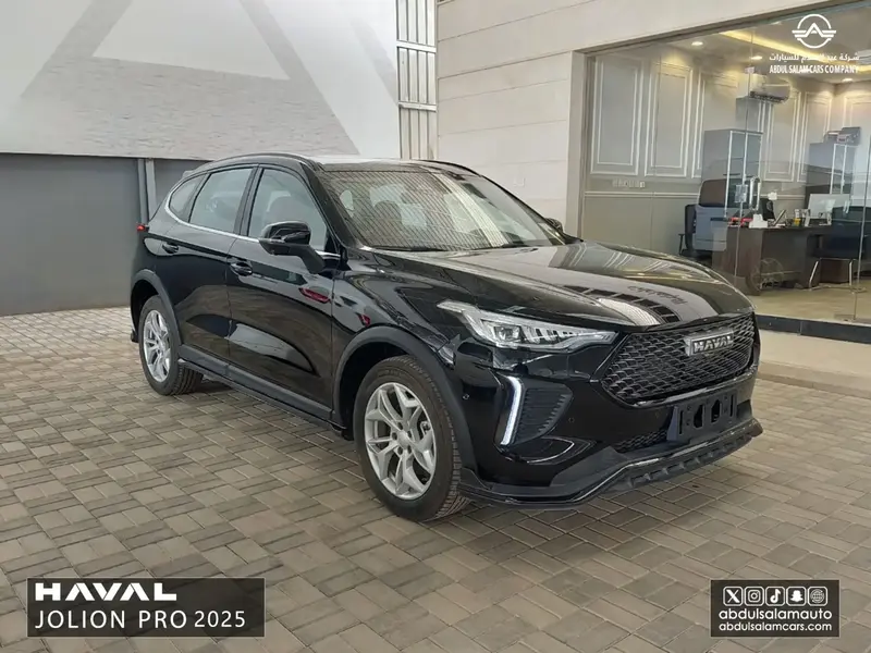 Discover undefined undefined Exterior Interior Images.Find all aspects and details of cars.