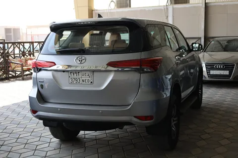 Toyota Fortuner 2020