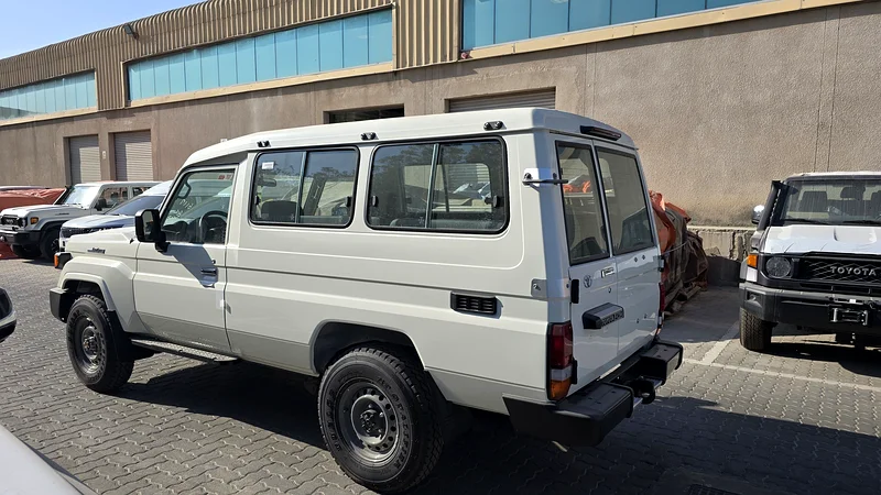 Toyota Land Cruiser 70 2024
