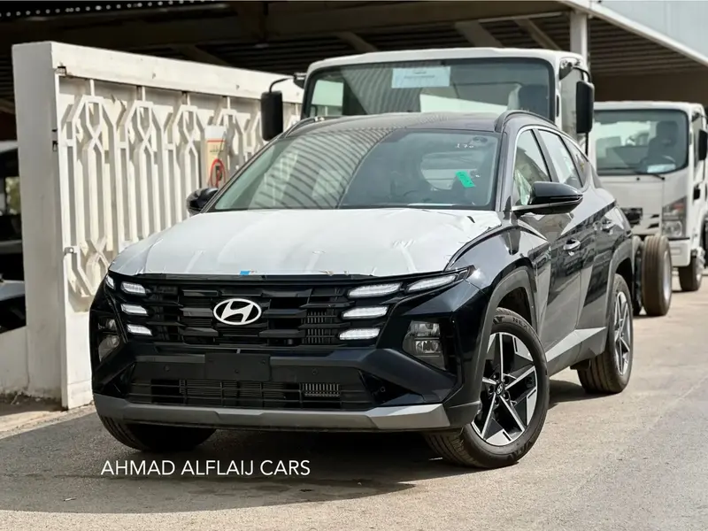Discover undefined undefined Exterior Interior Images.Find all aspects and details of cars.
