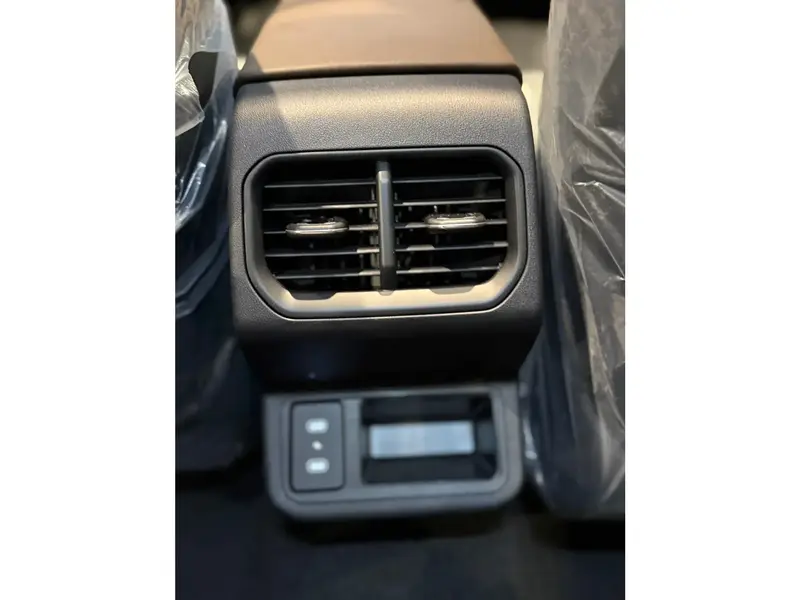 KIA Pegas 2025