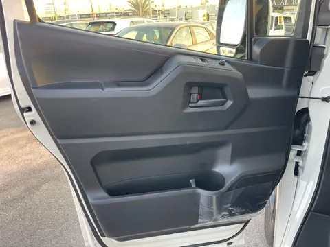 New Toyota Hiace 3.5L high roof commuter (13 seater) 2025