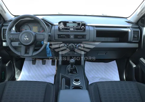 Discover undefined undefined Exterior Interior Images.Find all aspects and details of cars.