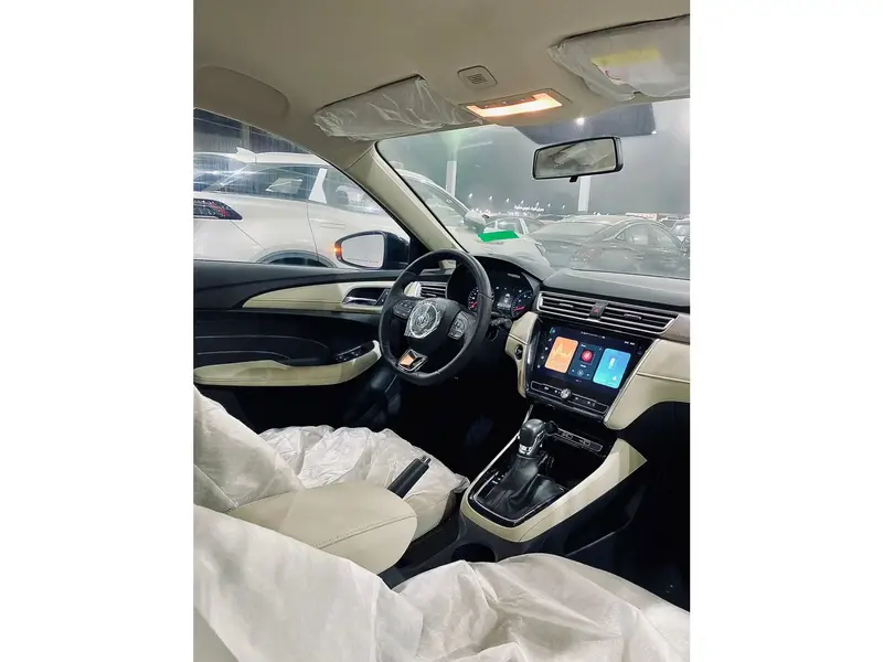 Discover undefined undefined Exterior Interior Images.Find all aspects and details of cars.