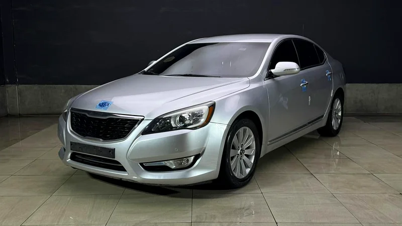 Kia Cadenza 2013