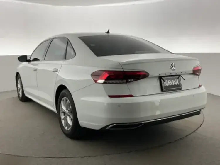 volkswagen passat image Volkswagen Passat 2020