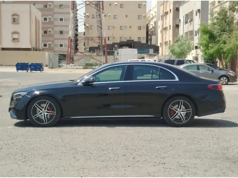 Discover undefined undefined Exterior Interior Images.Find all aspects and details of cars.