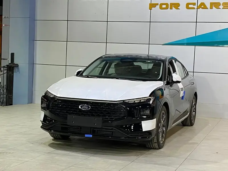 Discover undefined undefined Exterior Interior Images.Find all aspects and details of cars.
