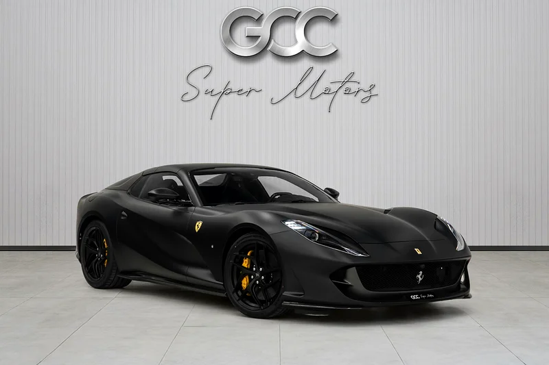 فيراري 812 GTS 2023