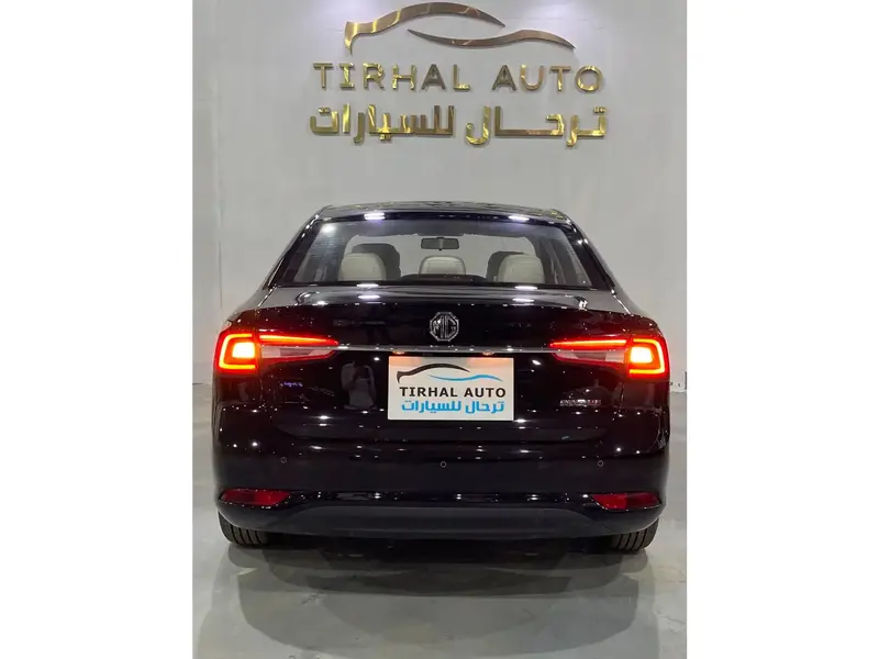 Discover undefined undefined Exterior Interior Images.Find all aspects and details of cars.