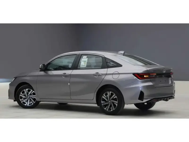 Discover undefined undefined Exterior Interior Images.Find all aspects and details of cars.