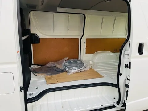 Discover undefined undefined Exterior Interior Images.Find all aspects and details of cars.
