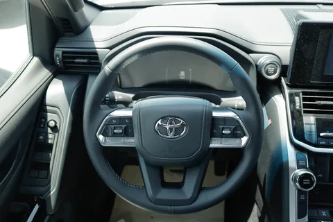 New Toyota Land Cruiser 3.5T GXR 2025