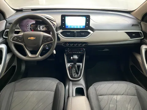 Discover undefined undefined Exterior Interior Images.Find all aspects and details of cars.