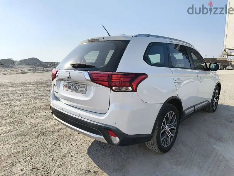 Mitsubishi Outlander 2016