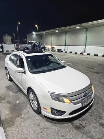 Discover undefined undefined Exterior Interior Images.Find all aspects and details of cars.