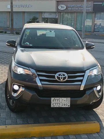 Discover undefined undefined Exterior Interior Images.Find all aspects and details of cars.