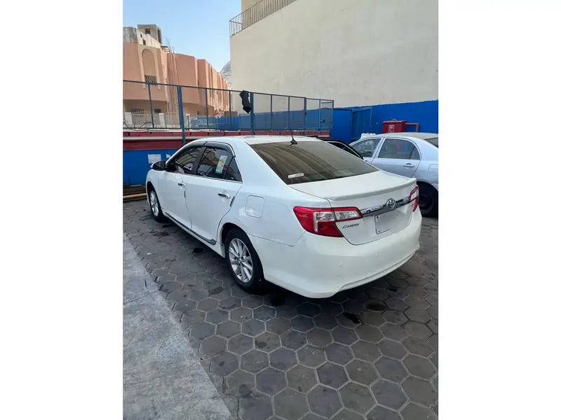 Discover undefined undefined Exterior Interior Images.Find all aspects and details of cars.