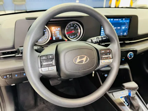 Discover undefined undefined Exterior Interior Images.Find all aspects and details of cars.