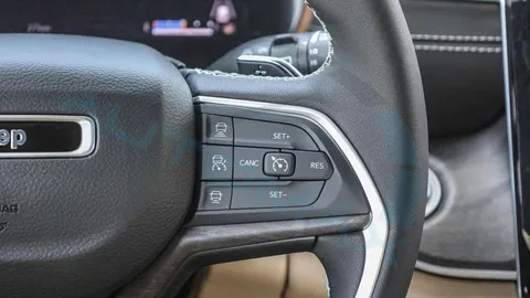 Discover undefined undefined Exterior Interior Images.Find all aspects and details of cars.