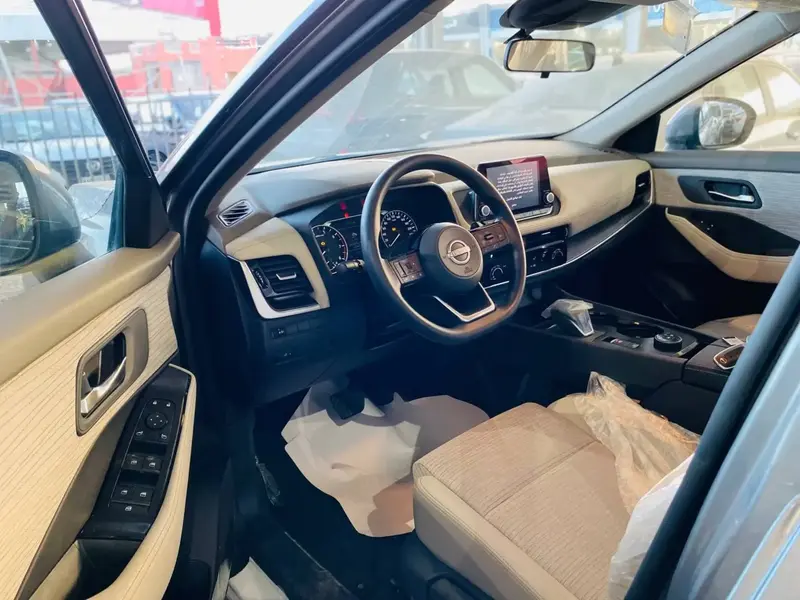 Nissan X-Trail 2025