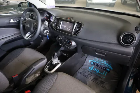 Kia Pegas 2021
