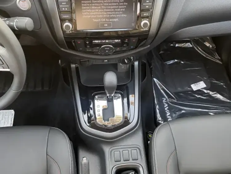 nissan nissan-navara image New Nissan Navara 2025